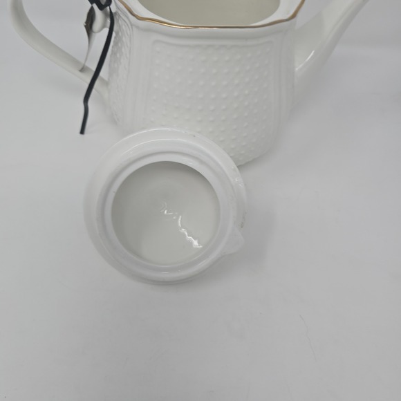 Nicole Miller Teapot With Metallic Gold Trim - Picture 5 of 8